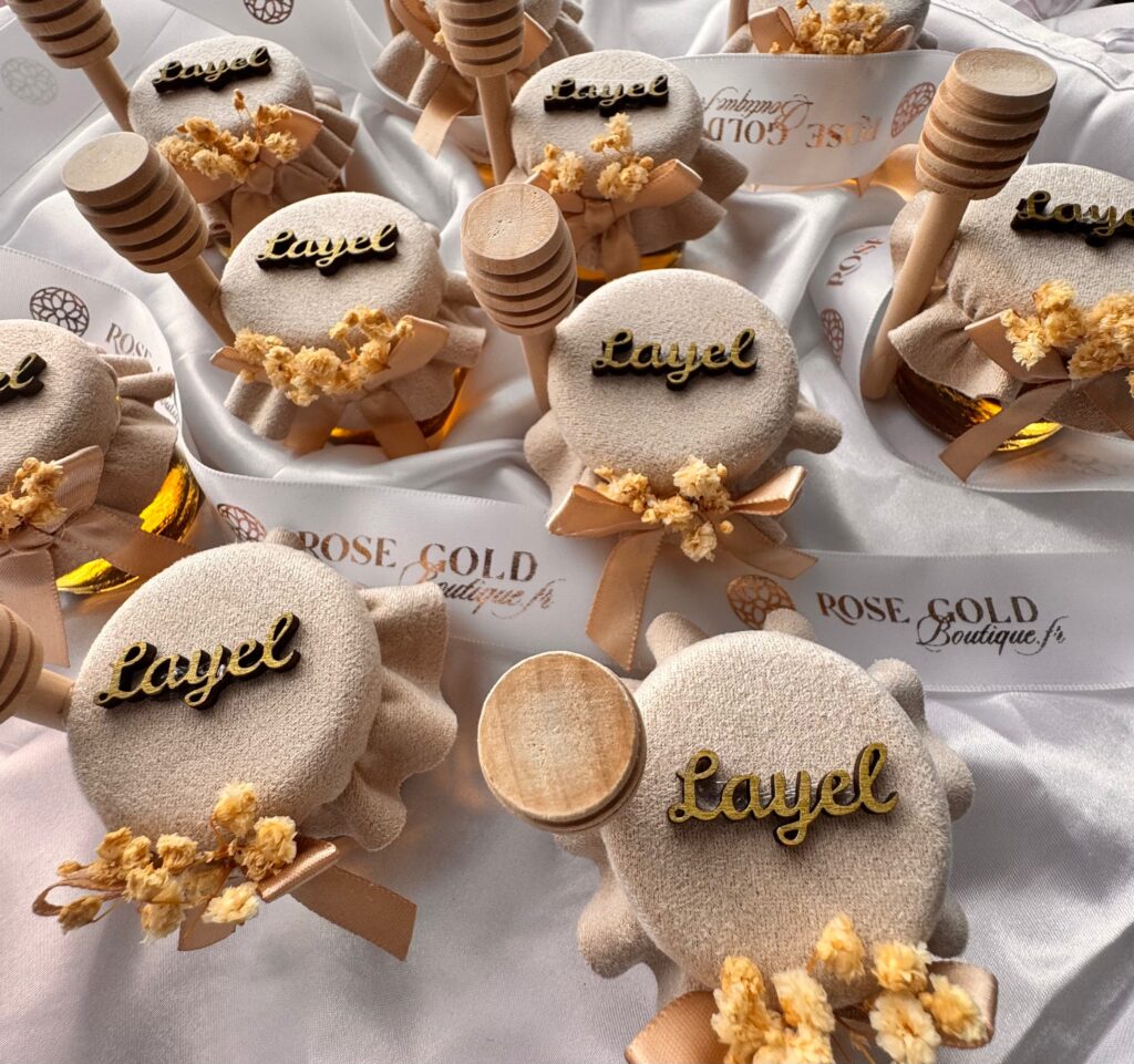 Des mini pots de miel personnalisés pour célébrer l'arrivée de Layel. 5 pot de miel prénom