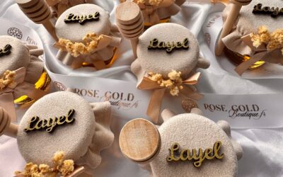 Vos retours 5 Des mini pots de miel personnalisés pour célébrer l’arrivée de Layel.