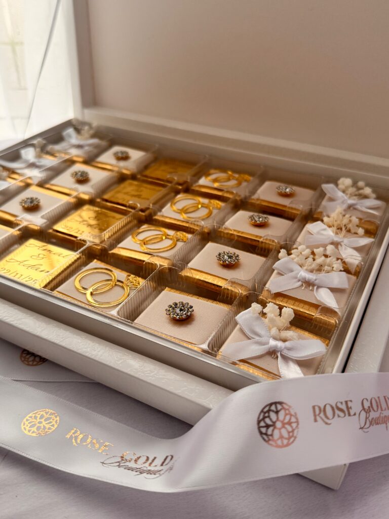 Fiançailles d’Amal & Adam — Des chocolats personnalisés pour un moment tout en douceur 1 Coffret chocolat mariage